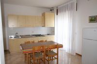 A kitchen or kitchenette at Condominio York