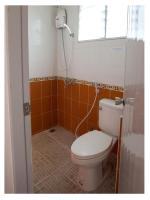 Koupelna v ubytování Namhasin House