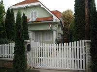 Budova, v ktorej sa dovolenkový dom nachádza