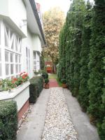 Vonkajšia záhrada v ubytovaní Csokonai guesthouse