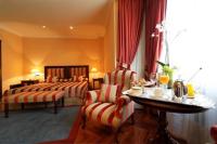 A bed or beds in a room at Don Pio