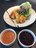 Jedlo v ubytovaní bed & breakfast alebo blízkom okolí
