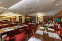 Un restaurant sau alt loc unde se poate mânca la Mikołajki Resort Hotel & Spa Jora Wielka