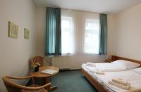 Postel nebo postele na pokoji v ubytování Villa Hans by Rujana
