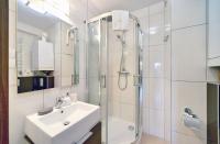 Łazienka w obiekcie Przytulny i Gustowny Apartament Sun Seasons 24 w Karpaczu by Noclegi Renters