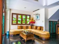 Posezení v ubytování Chomsin Hua Hin ชมสินธุ์ หัวหิน