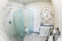 Koupelna v ubytování Gr Suites Boutique Alcazaba