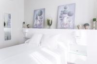 Postel nebo postele na pokoji v ubytování Gr Suites Boutique Alcazaba