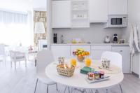 Kuchyň nebo kuchyňský kout v ubytování Gr Suites Boutique Alcazaba