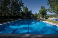 Piscina en o cerca de Camping & Bungalows Ligüerre de Cinca