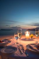 Nápoje v ubytování Perivolas Hotel