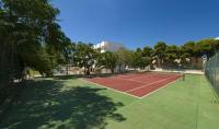 Tenis a/nebo squash v ubytování Bon Sol Prestige - AB Group nebo okolí
