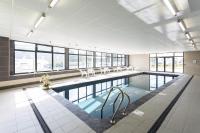 Swimmingpoolen hos eller t&aelig;t p&aring; Nemea Appart Hotel Stadium Bordeaux a&eacute;roport