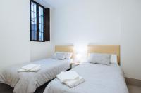 Postel nebo postele na pokoji v ubytování Luxury Apartment Peñuelas Free Parking