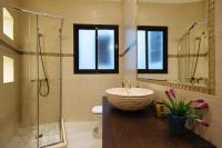Koupelna v ubytování Luxury Apartment Peñuelas Free Parking