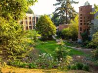 Hotel Bosque de Reñacaにある庭