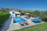 The swimming pool at or close to Owl Booking Villa March - 10 Min Walk to the Old Town