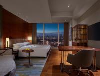 Grand Hyatt Manilaにあるベッド