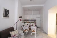 Kuchyňa alebo kuchynka v ubytovaní Apartamentos Plaza Pilatos