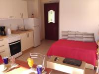 Kuchyňa alebo kuchynka v ubytovaní Mikros Gialos Apartments