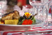 Jídlo v hotelu nebo okolí