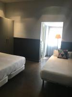 Chic & Basic Zoo, Barcelona – Updated 2022 Prices