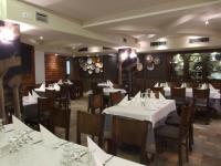 Restaurace v ubytování Hotel Restaurante Los Angeles