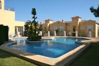 The swimming pool at or close to Green I