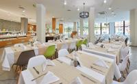 Restaurace v ubytování Hotel Laguna Park & Aqua Club - All Inclusive