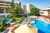 Bazén v ubytování Hotel Laguna Park & Aqua Club - All Inclusive nebo v jeho okolí