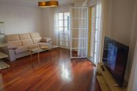 Televízia a/alebo spoločenská miestnosť v ubytovaní APT GIBRALHORCE SUITE by Malaga Picasso Rentals Selection