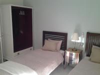 Posteľ alebo postele v izbe v ubytovaní Pop Art House 2 Bedrooms