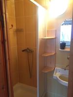 A bathroom at Privat Greta