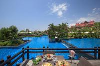 Bazén v ubytování Asia Gardens Hotel & Thai Spa, a Royal Hideaway Hotel nebo v jeho okolí