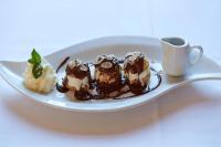 Jídlo v hotelu nebo okolí