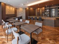 Khu vực lounge/bar tại HOTEL MYSTAYS Midosuji Honmachi