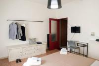 Telewizja i/lub zestaw kina domowego w obiekcie veronaeasyapartments