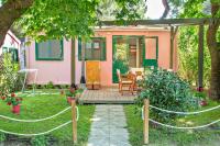 Armenistis Camping & Bungalowsにある庭