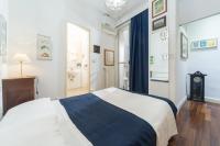 A bed or beds in a room at Cristina Rossi Bed&Breakfast