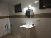 Kúpeľňa v ubytovaní Apartamenty w Gorach Stolowych