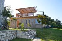 Vonkajšia záhrada v ubytovaní Villas Panorama Apolpaina Lefkas