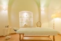 Kúpele alebo wellness v ubytovaní Hotel Villa Calandrino