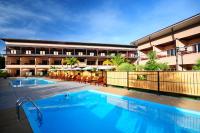 Der Swimmingpool an oder in der Nähe von Maleedee Bay Resort