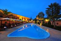 Der Swimmingpool an oder in der Nähe von Maleedee Bay Resort