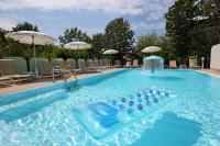 Basen w obiekcie Hotel Prater lub w pobliżu