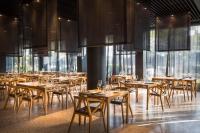 Reštaurácia alebo iné gastronomické zariadenie v ubytovaní Lone Hotel by Maistra Collection