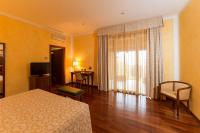 Posteľ alebo postele v izbe v ubytovaní Hotel Conteverde