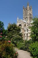Ein Garten an der Unterkunft Canterbury Cathedral Lodge