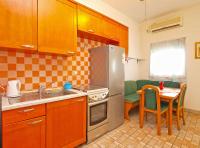 Kuchyň nebo kuchyňský kout v ubytování Apartments Ivo 1328