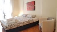Posteľ alebo postele v izbe v ubytovaní Menta errathens Apartment - Athens Center, 5 BD, 2 BATH